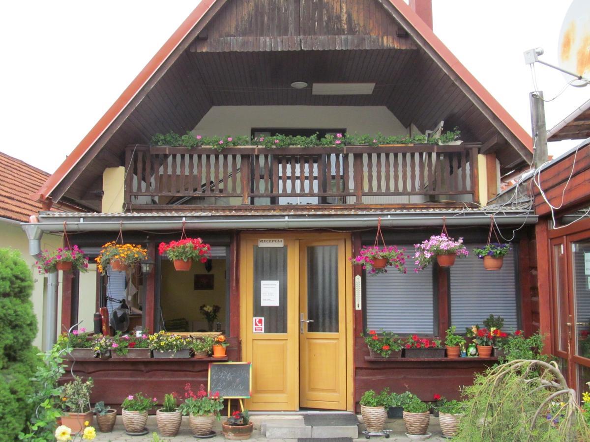 A+S Penzion Podzamok Spisske Podhradie Exterior photo